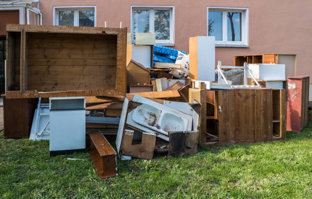 Best Yard Waste Removal  in Childersburg, AL
